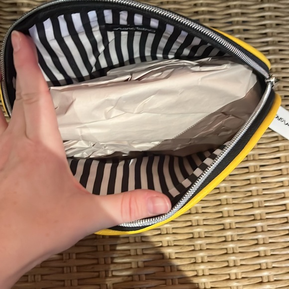 Marc Tetro Dachshund Cosmetic Bag - Picture 3 of 4